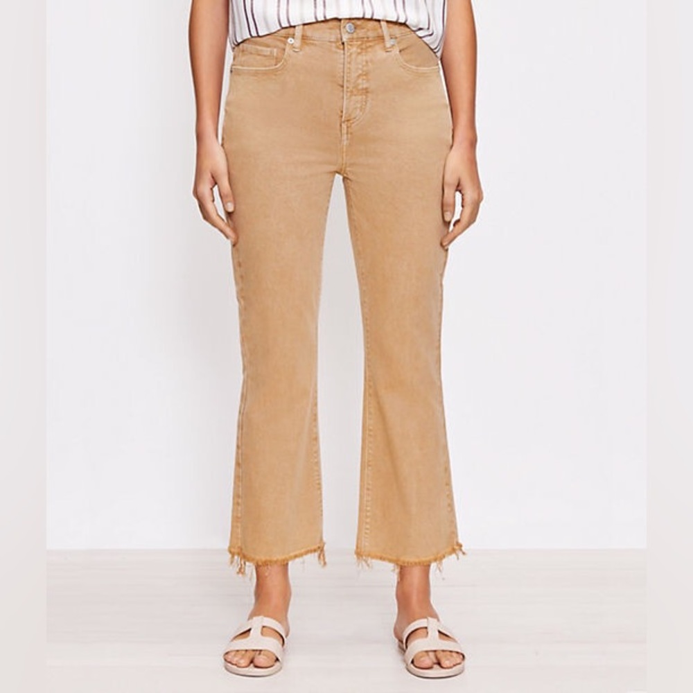 LOFT Frayed Kick Flare Jeans in Khaki size 27/4